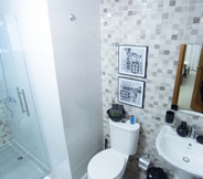 Toilet Kamar 7 Diamond Apartment