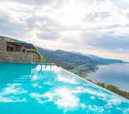 Swimming Pool 4 Le Grand Bleu Resort