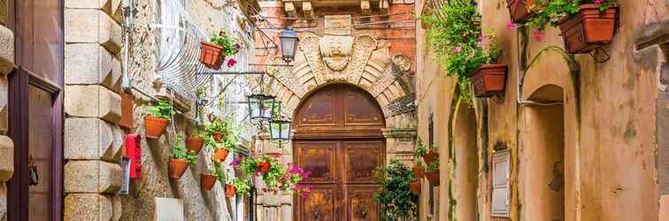 Exterior Villetta Caprile - Cosy Townhouse Minutes to Anacapri Historical Centre