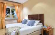 Bedroom 7 El Royale Suites Sorrento - Gold