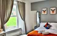 Bilik Tidur 2 Captivating 3-bed House in Swansea Town Center