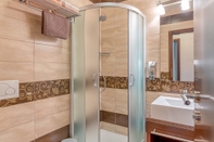 In-room Bathroom Pool Villa Silva Marija - App 102