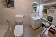 In-room Bathroom Modern Luxury 2-bedroom apt With Balcony & Patio