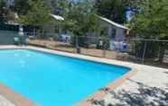 Swimming Pool 4 Clearlake Cabins