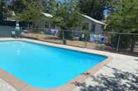 Swimming Pool Clearlake Cabins