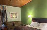 Bilik Tidur 5 Town & Country Motel