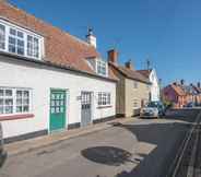 Exterior 3 Candy Cottage, Halesworth