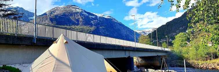 Bên ngoài Eidfjord Riverside Apartments & Glamping