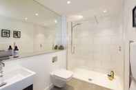 In-room Bathroom Large Garden 2 Bed Apartment With Private Parking in Bath City