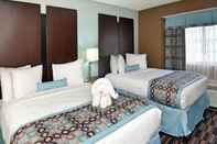 Kamar Tidur SureStay Plus Hotel by Best Western Elizabeth City