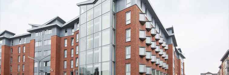 Exterior Vibrant Rooms STUDENTS Only - COVENTRY