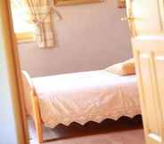 Bedroom 2 Holiday Home Grga-three Bedroom House With Swimming Pool