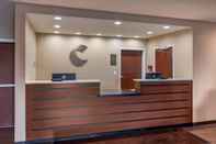 Lobby Comfort Inn & Suites