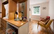 Bedroom 6 Mill House - self catering sleeps 10