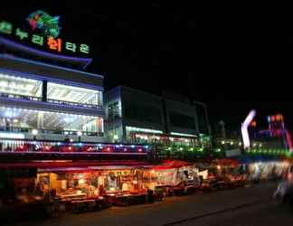 Exterior 2 Taean Full of Flower Scent Pension