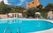 Swimming Pool 4 Il Borgo Apartments A3 - Sv-d600-bove3c1a