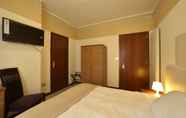 Bedroom 5 Hotel Diano Marina