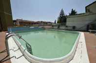 Swimming Pool Hotel Diano Marina