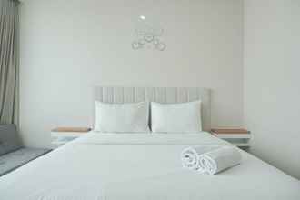 ห้องนอน 4 Warm And Comfort Studio Room At Green Sedayu Apartment