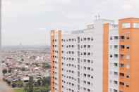 Exterior Well Designed And Serene 2Br At Green Pramuka City Apartment