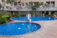 Kolam Renang Nice And Comfort 1Br At Baileys Apartment