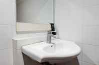 In-room Bathroom Best Deal Studio Apartment At High Point Serviced