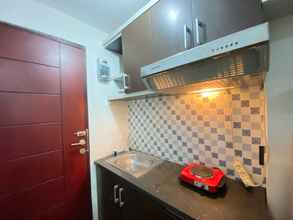 Kamar Tidur 4 Cozy Studio At Emerald Towers Apartment