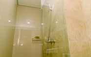 Toilet Kamar 4 Comfort 2Br At Transpark Bintaro Apartment