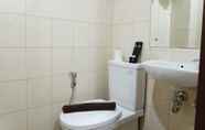 In-room Bathroom 7 Homey And Tidy Studio Apartment At Vida View Makassar