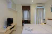 Phòng ngủ Nice And Comfy Studio Tamansari Semanggi Apartment