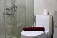 In-room Bathroom Elegant And Comfy 3Br Daan Mogot City Apartment