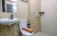 Toilet Kamar 3 Fancy And Nice Studio At Transpark Cibubur Apartment