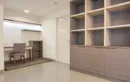 Kamar Tidur 4 Cozy And Spacious 2Br Apartment At Simprug Park Residences