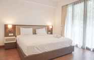 Kamar Tidur 6 Big And Comfortable 3Br Apartment At Simprug Park Residences