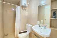 In-room Bathroom Spacious Corner 2Br Apartment At Parahyangan Residence