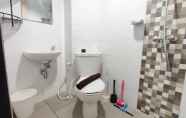 Toilet Kamar 2 Cozy Living Studio At The Alton Apartment