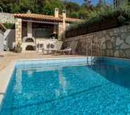 Swimming Pool 2 YaChara Villa