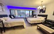 ห้องนอน 2 Stay together on the strip - 8 comfy beds w/view