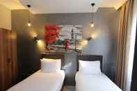 Bedroom Monezza Hotel