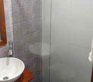 Toilet Kamar 5 CA-1 HABITACION EN CARTAGENA
