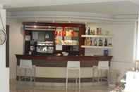 Bar, Cafe and Lounge Hotel La Mela