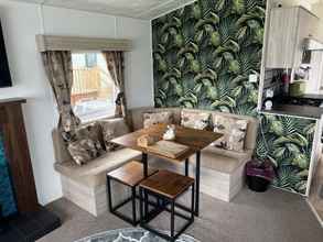 Kamar Tidur 4 Relaxing and Quiet Holiday Cabin, Sleeps 4