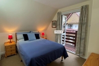 Bedroom Trevithick by the Beach for Families & the Pooch