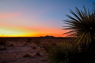 Tempat Tarikan Berdekatan Unique off Grid Desert Retreat, California, USA