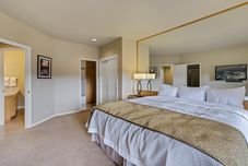 Bedroom River Ridge 331ab