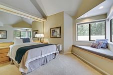 Bedroom River Ridge 430b