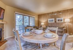 Bedroom 7 Ski House 133