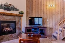 Common Space Ski House 245