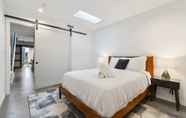 Kamar Tidur 3 Inventors' Loft Stay in the Heart of All