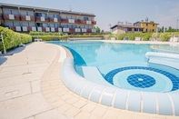 Swimming Pool Benacus - Italian Homing